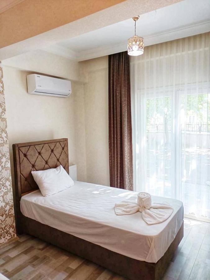 Rose Suite & Hotel Büyükçekmece Exterior foto